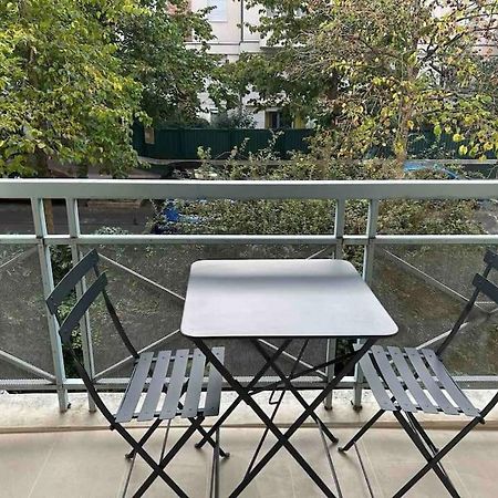 Splendid 92M2 Renovated, 4 Rooms شارينتو لو بو المظهر الخارجي الصورة