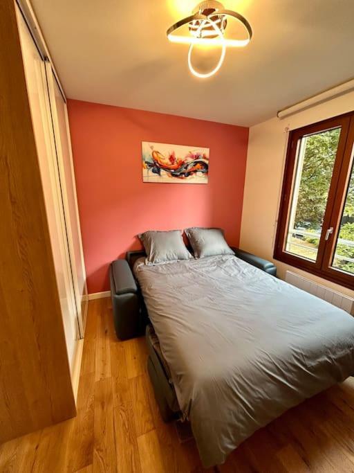 Splendid 92M2 Renovated, 4 Rooms شارينتو لو بو المظهر الخارجي الصورة